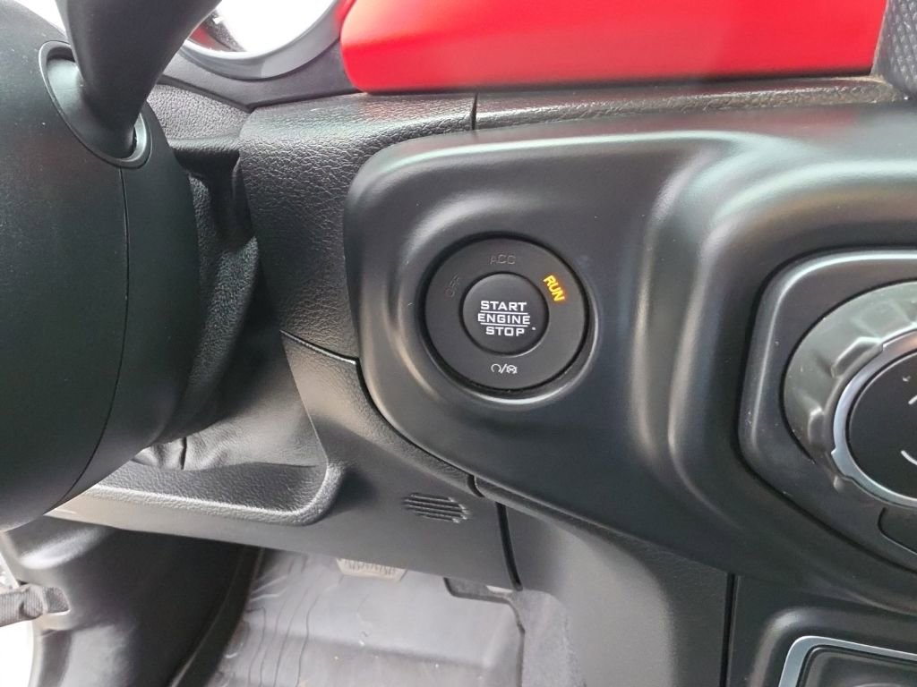 Used 2020 Jeep Gladiator Rubicon w/ LED Lighting Group AWD/4WD image 18