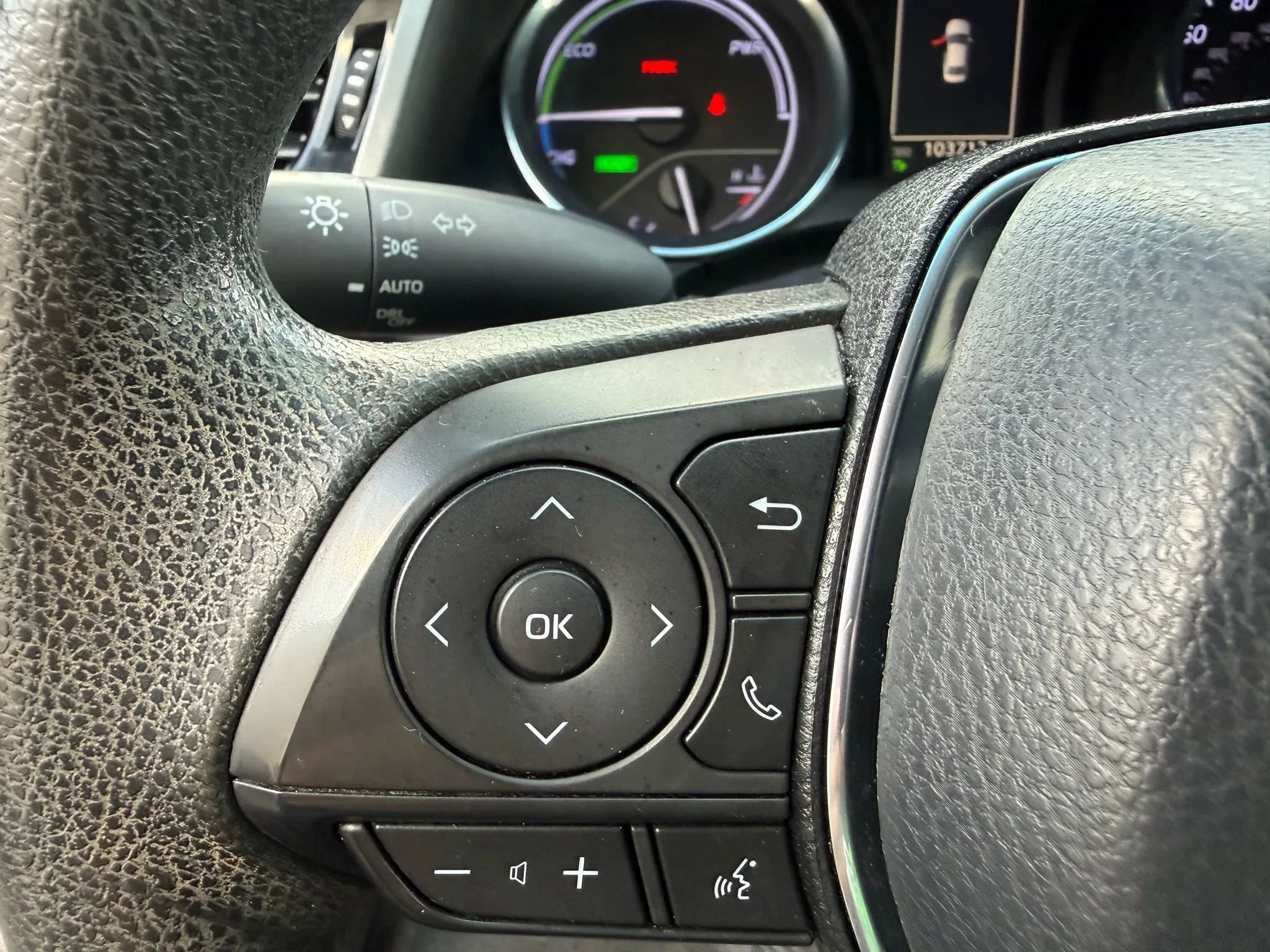 Used 2020 Toyota Camry LE image 26