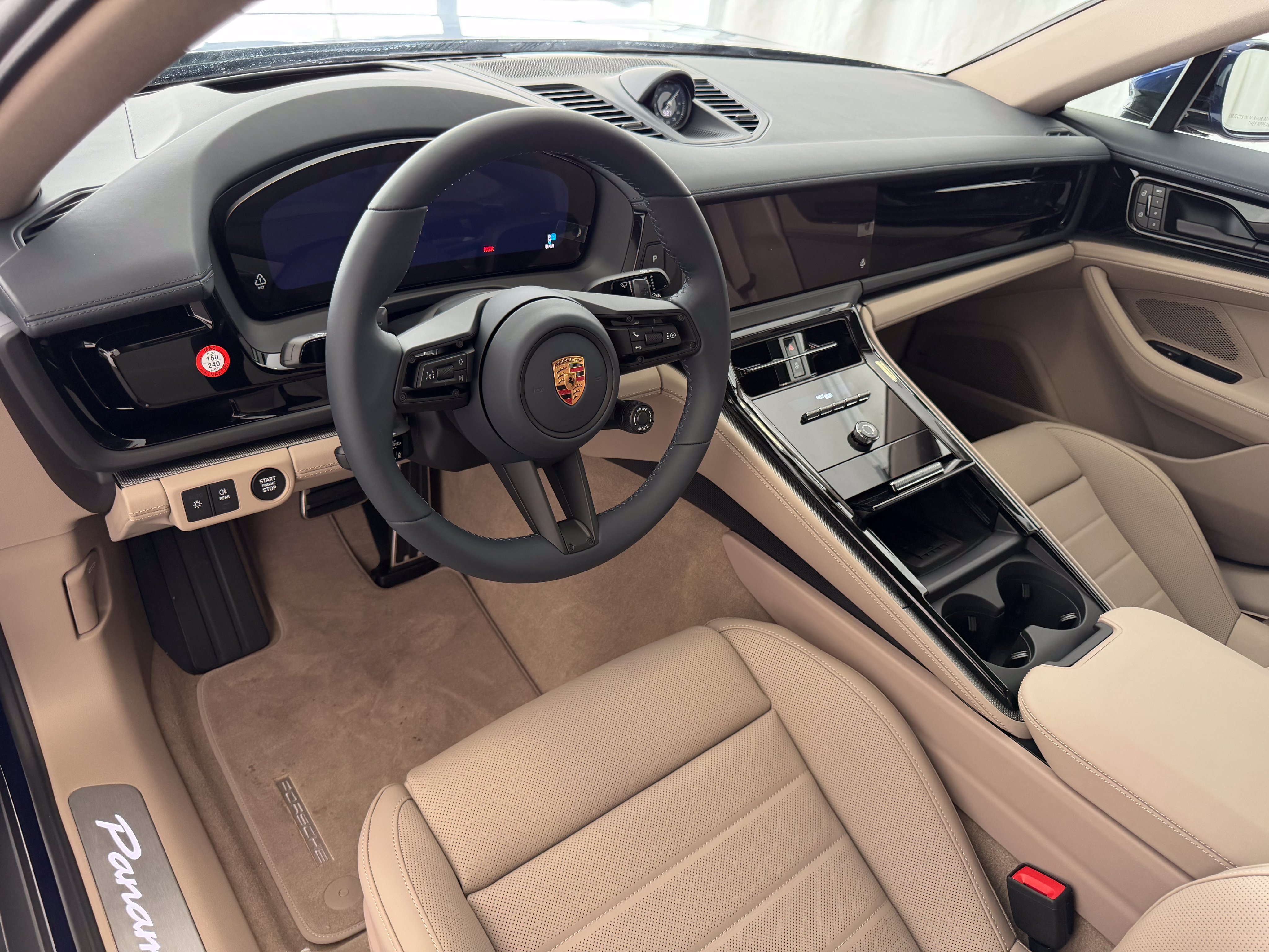 New 2026 Porsche Panamera 4 AWD/4WD image 4