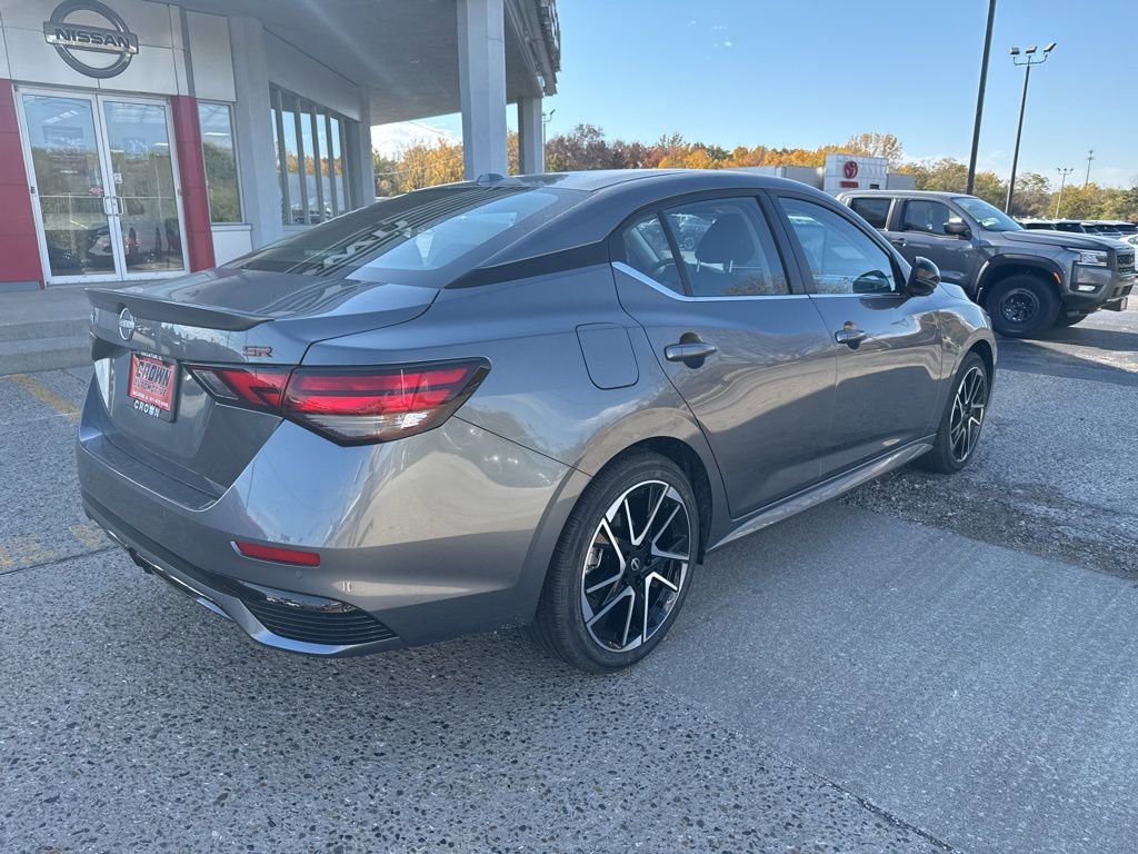 New 2025 Nissan Sentra SR image 4