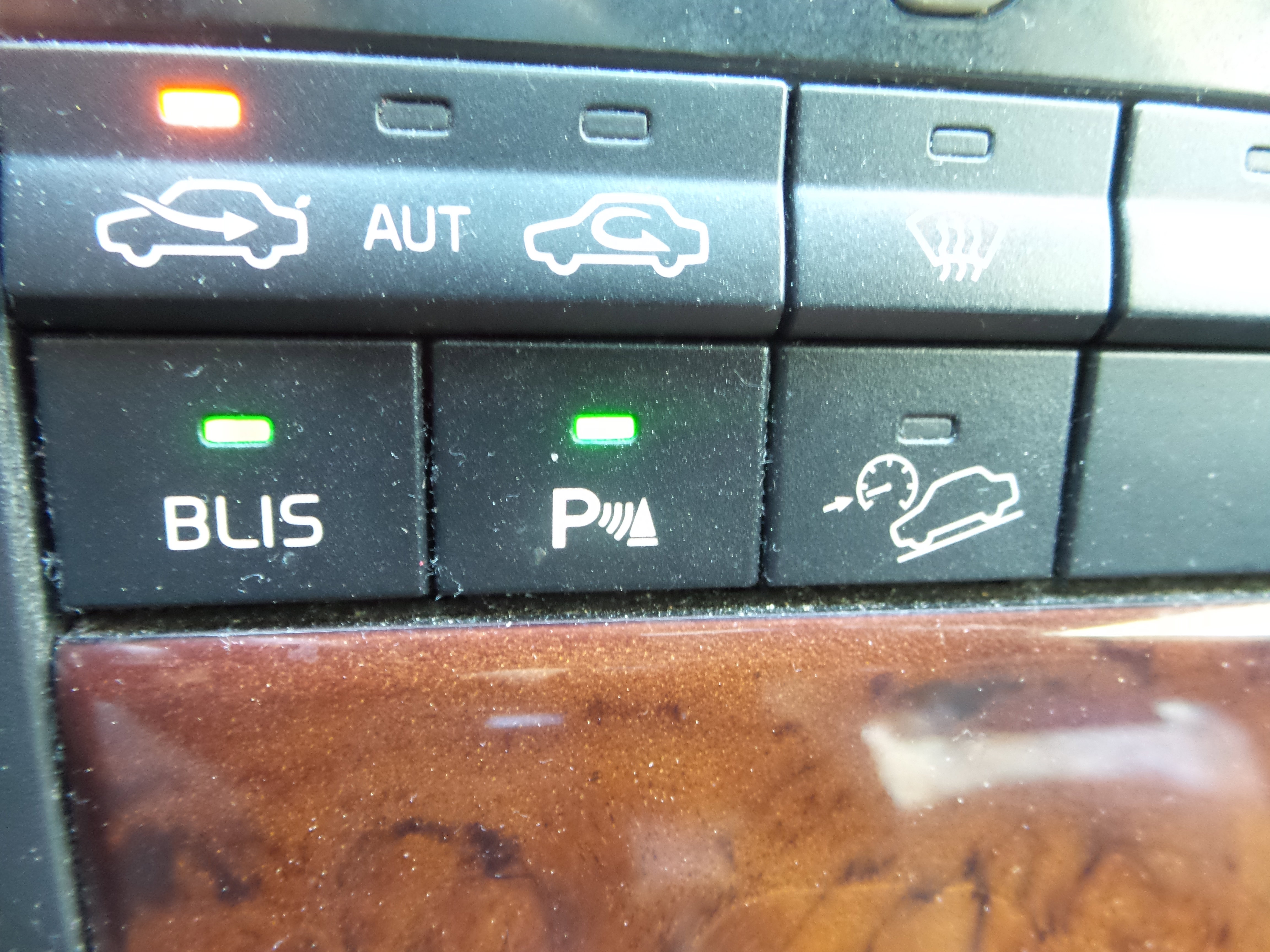 Used 2008 Volvo XC70 3.2 image 71