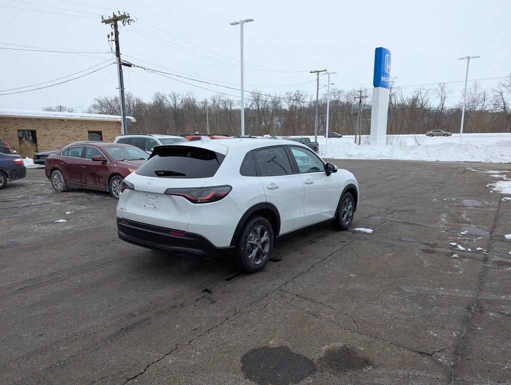 New 2026 Honda HR-V LX image 3