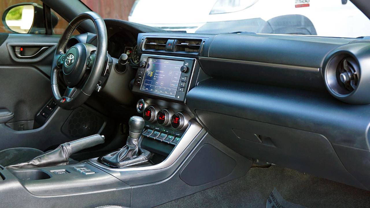 Used 2023 Toyota GR86 Premium RWD image 36