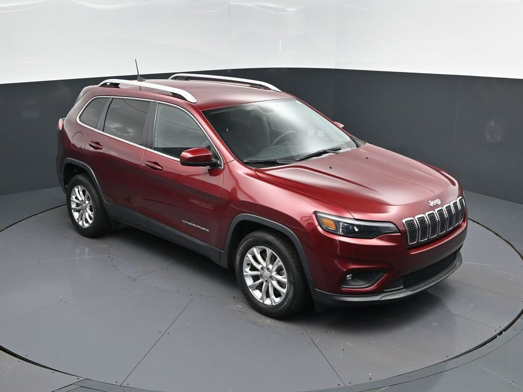 Used 2019 Jeep Cherokee Latitude w/ Popular Appearance Group image 1