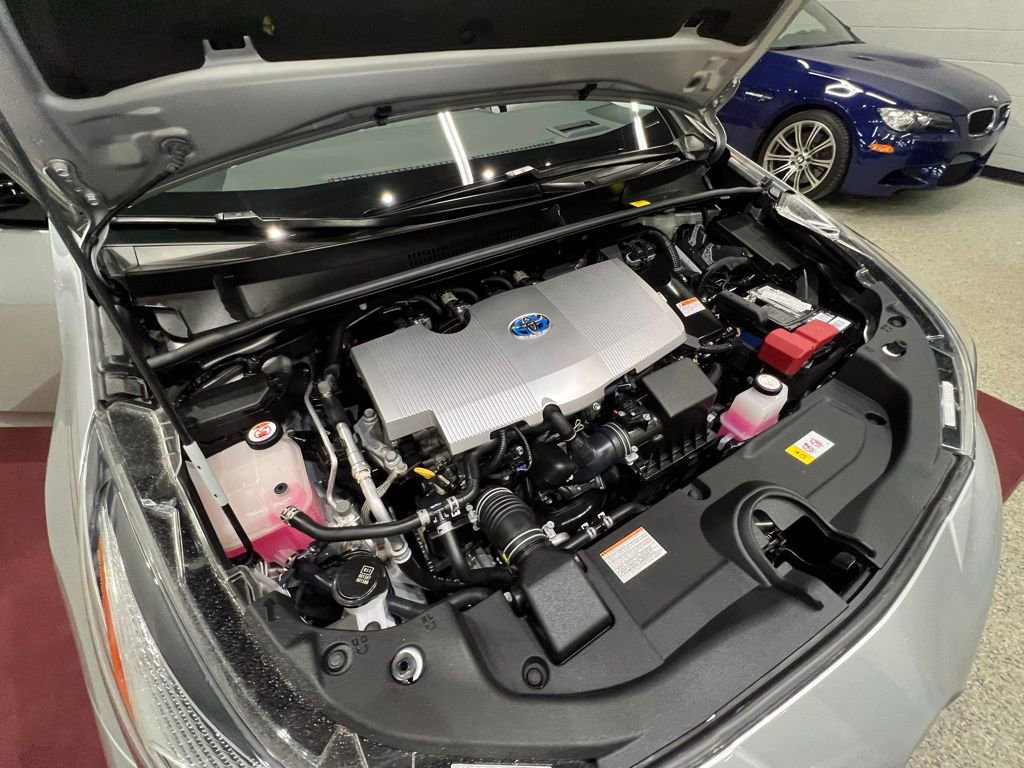 Used 2017 Toyota Prius Four w/ Advanced Technology Package image 58