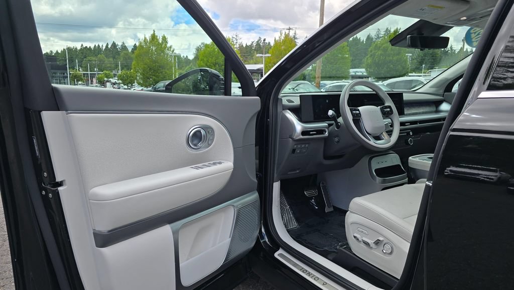 Used 2026 Hyundai Ioniq 9 Calligraphy AWD/4WD image 20
