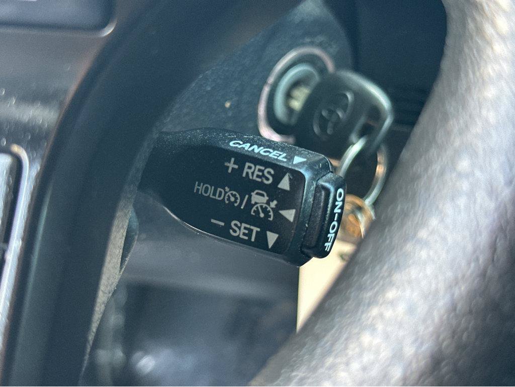 Used 2021 Toyota Tacoma SR RWD image 30