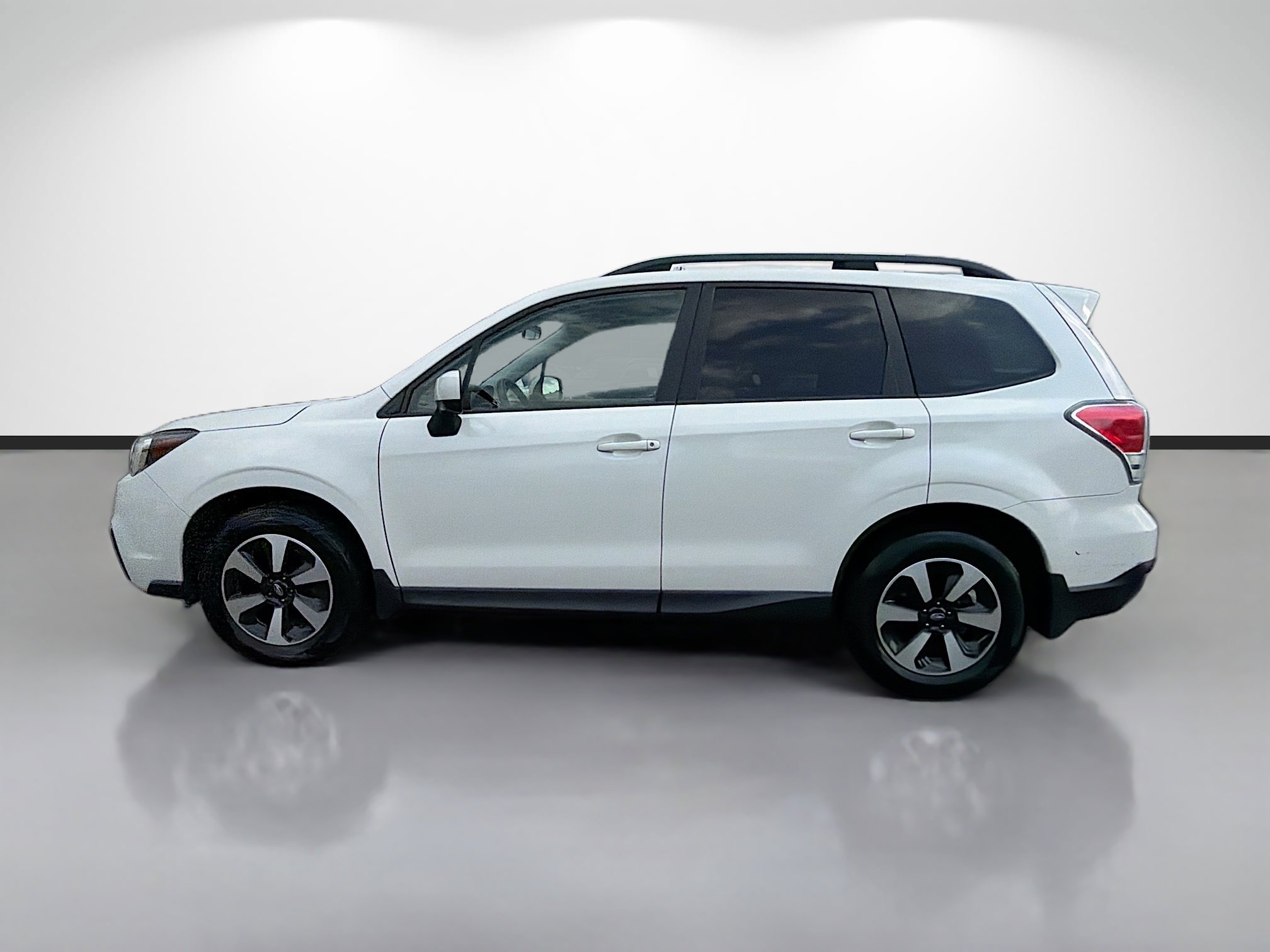 Used 2017 Subaru Forester 2.5i Premium w/ Protection Package #1 image 6