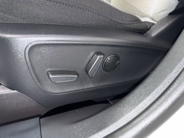 Used 2025 Ford Escape Active w/ Active Premium Tech Pack image 14