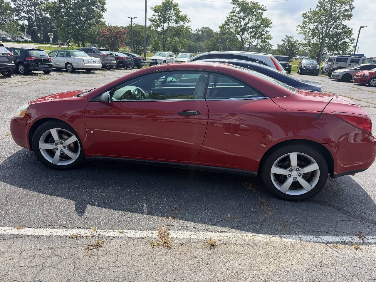 Used 2007 Pontiac G6 GT w/ Premium Package FWD image 3