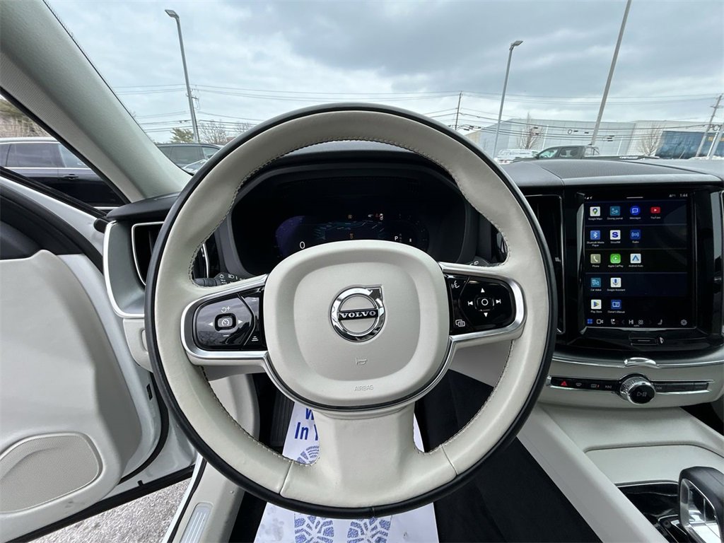 Certified 2023 Volvo XC60 B5 Core w/ Climate Package image 18