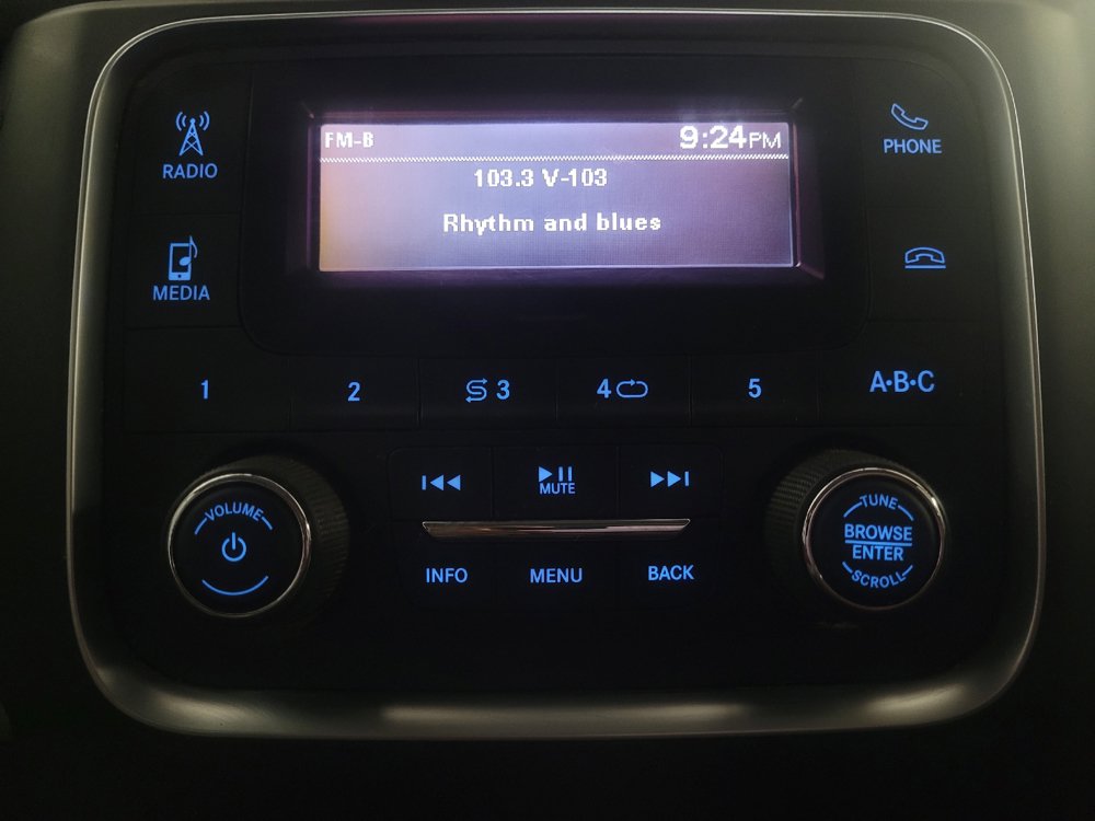 Used 2018 RAM 1500 Tradesman w/ Chrome Appearance Group RWD image 25