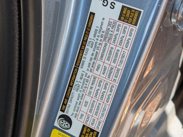 Used 2022 Toyota Corolla LE image 16