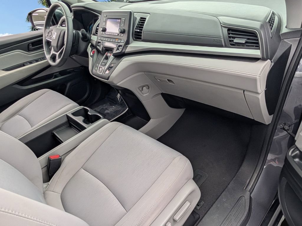 Used 2019 Honda Odyssey LX image 8