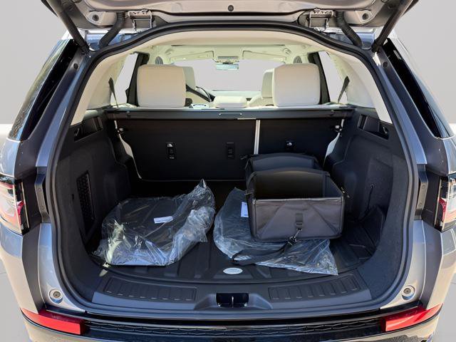 New 2025 Land Rover Discovery Sport S image 35