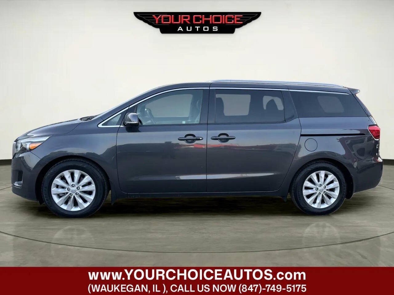 Used 2015 Kia Sedona EX FWD image 2