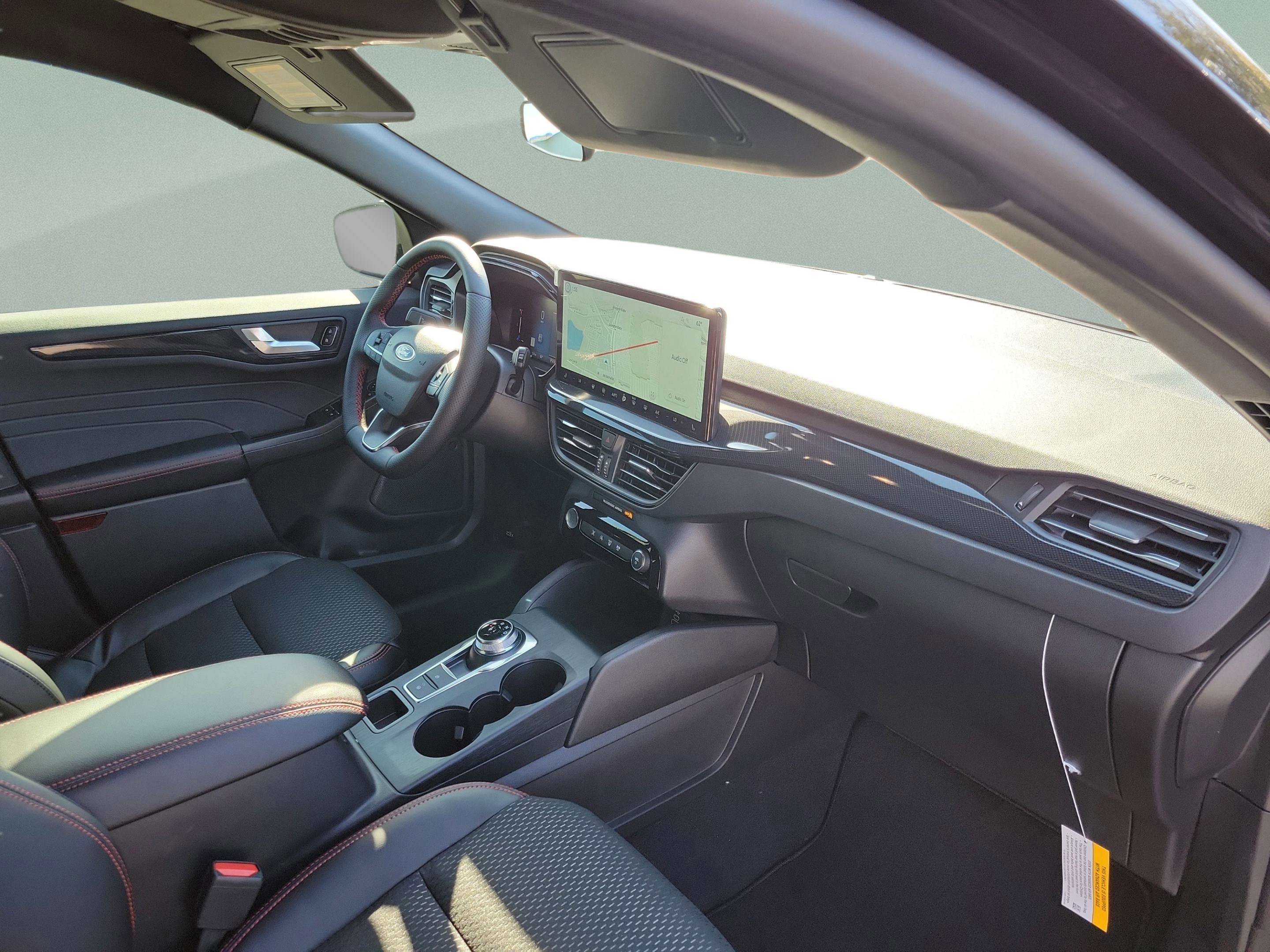 New 2026 Ford Escape ST-Line w/ Tech Pack #1 image 30