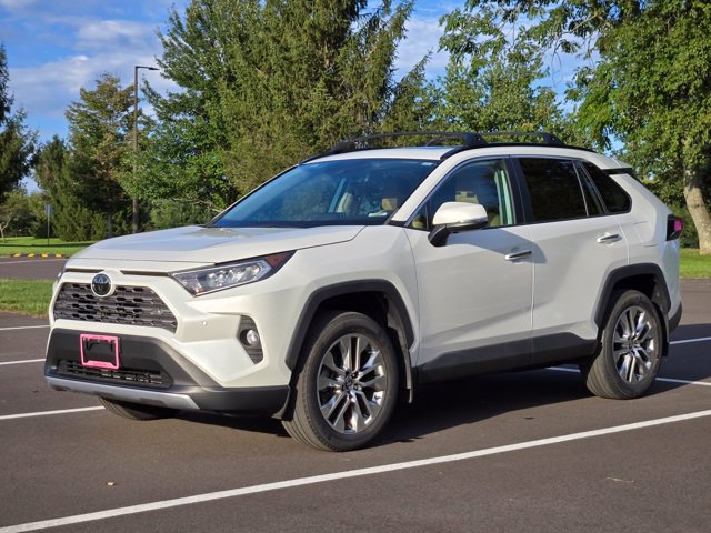 Used 2019 Toyota RAV4 Limited w/ Cold Weather Package AWD/4WD image 10