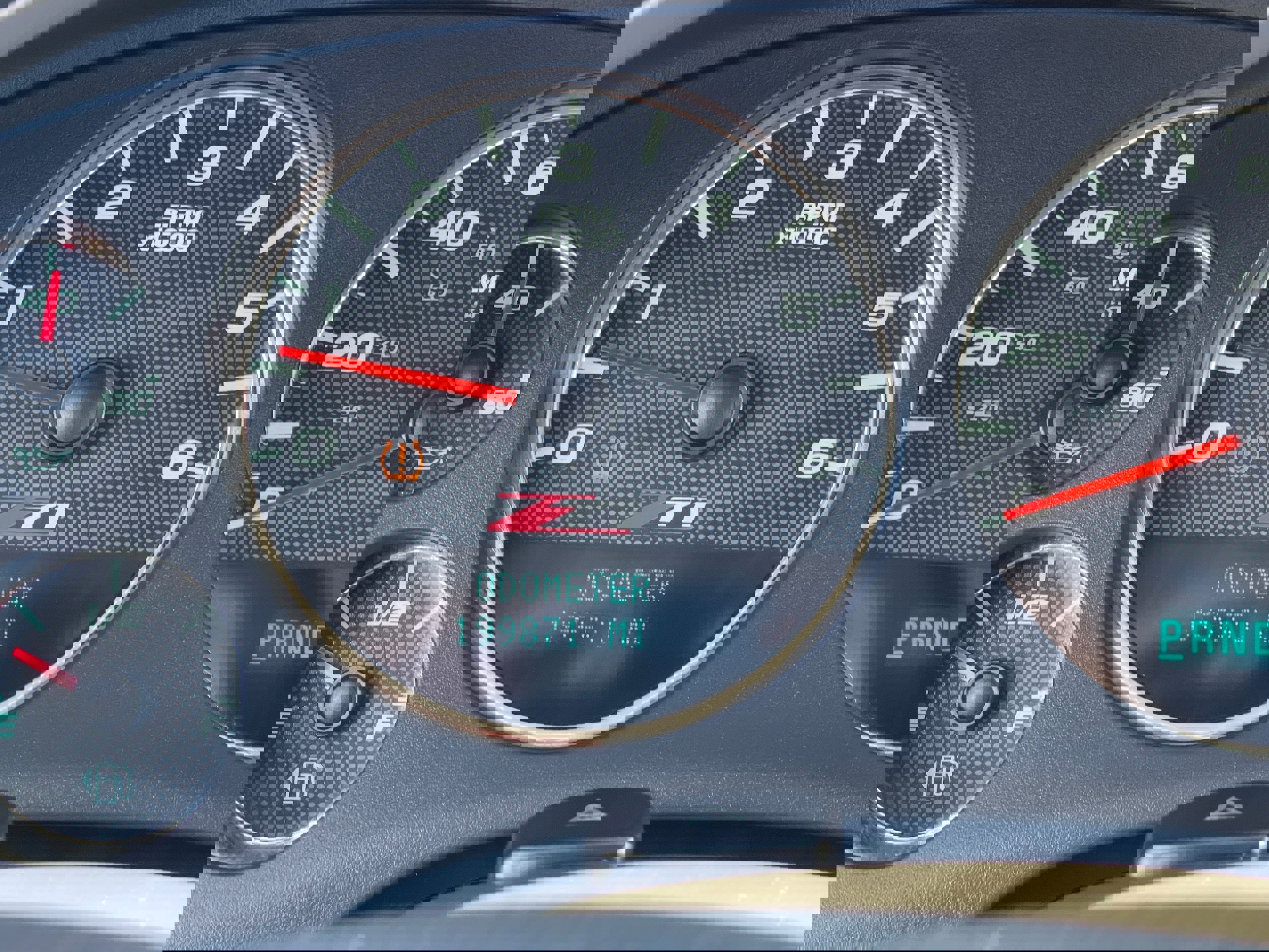 Used 2008 Chevrolet Suburban LT image 19