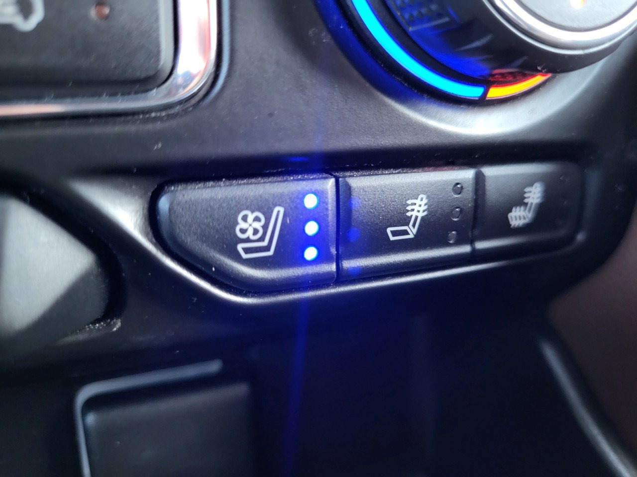 Used 2021 Chevrolet Suburban High Country w/ Premium Package image 21