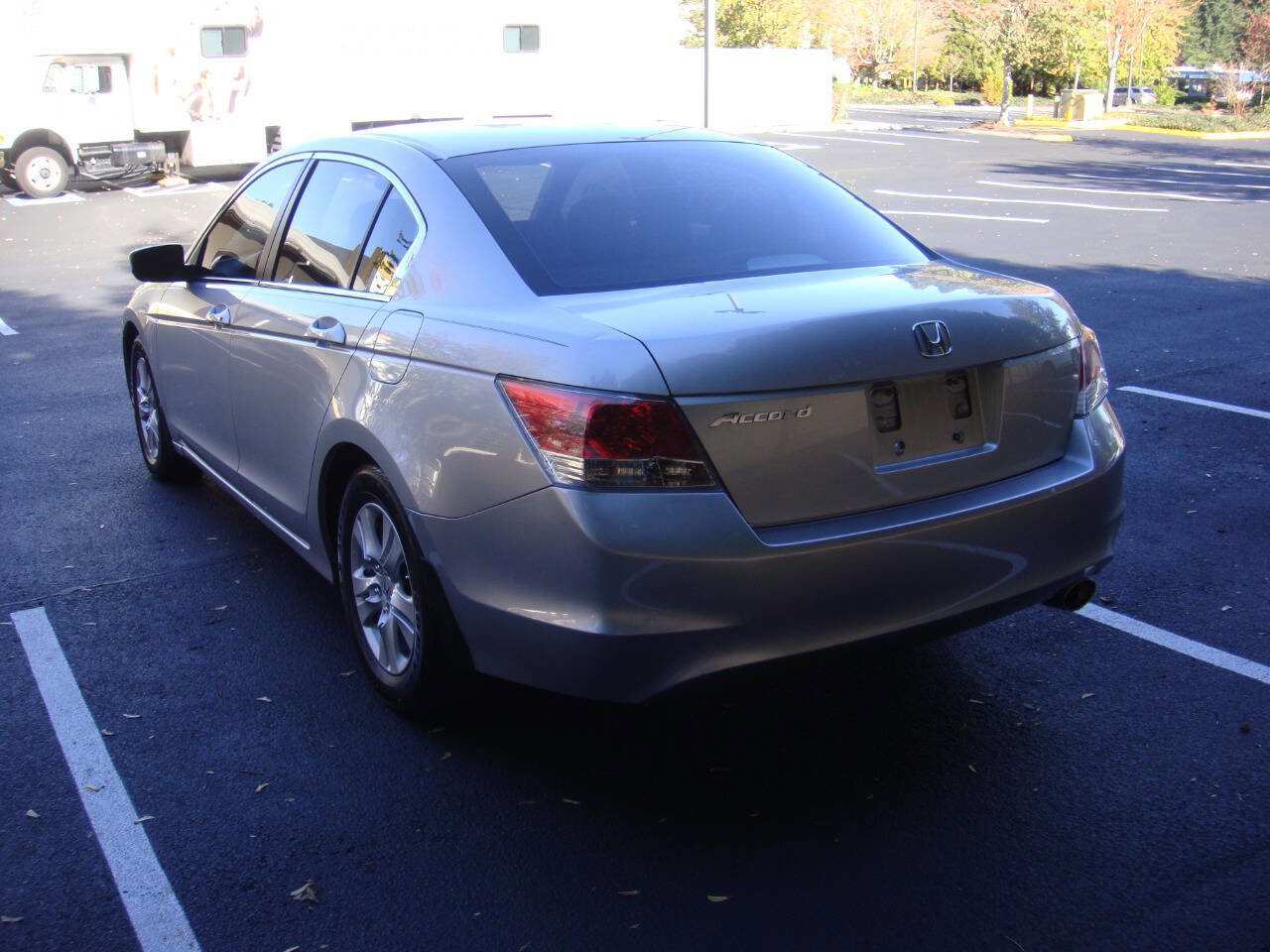 Used 2009 Honda Accord LX-P image 9