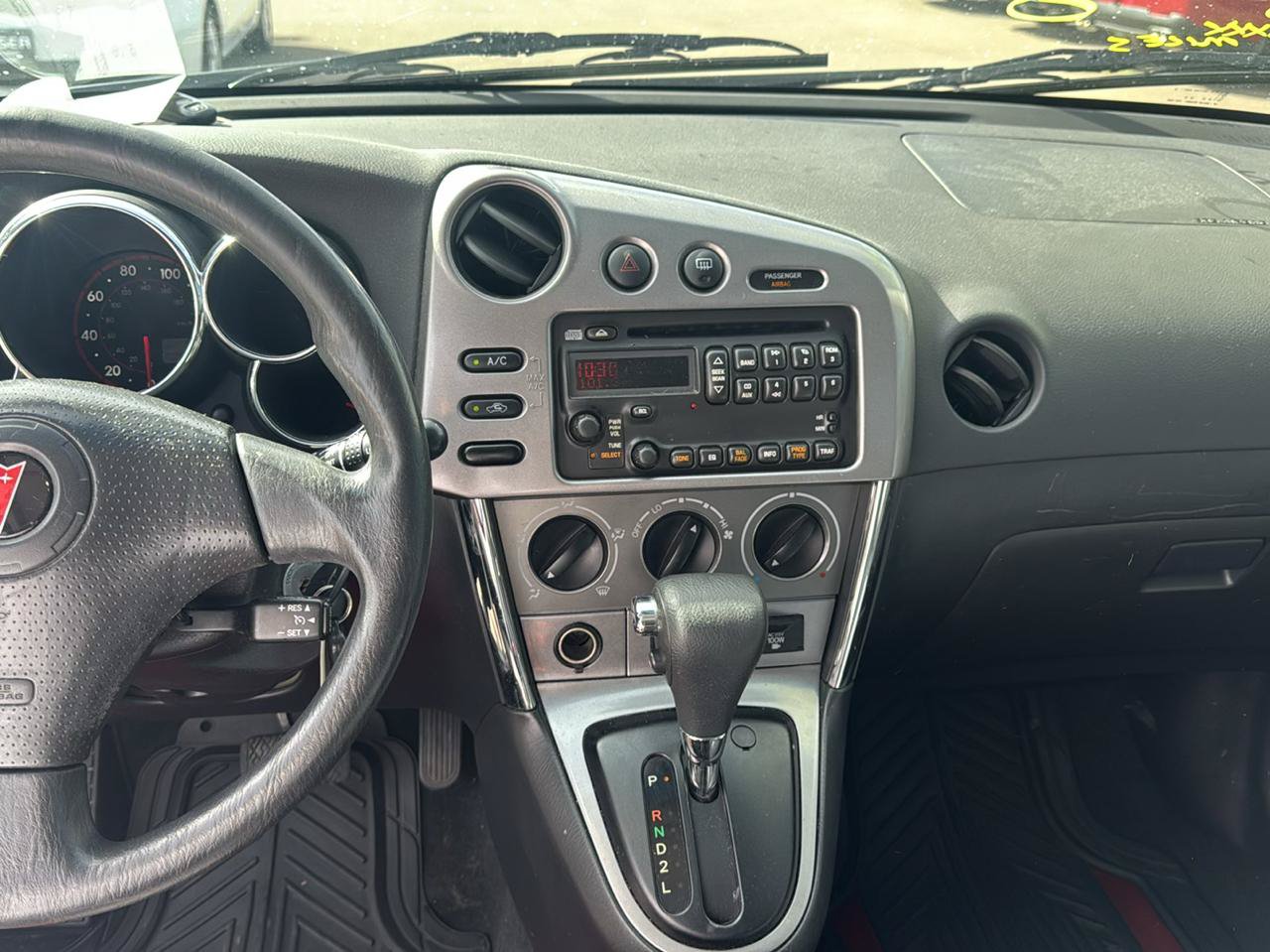 Used 2005 Pontiac Vibe AWD w/ Power Group Value Package image 10