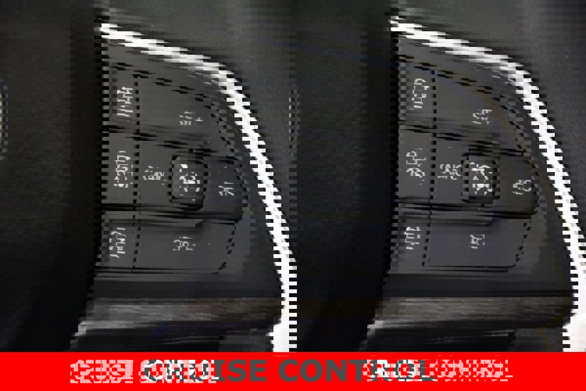 Used 2024 Jeep Grand Cherokee L Limited w/ Luxury Tech Group II image 16