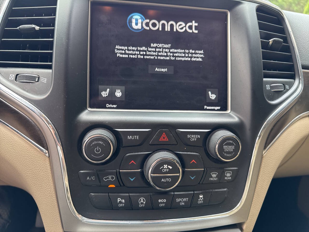 Used 2018 Jeep Grand Cherokee Limited w/ Trailer Tow Group IV AWD/4WD image 20
