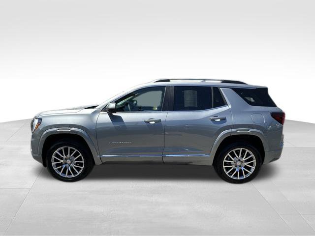 Used 2026 GMC Terrain Denali AWD/4WD image 3