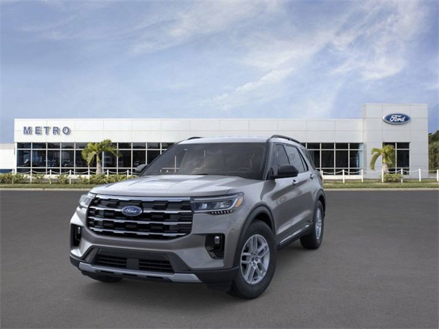 New 2025 Ford Explorer Active w/ Active Comfort Package video 2