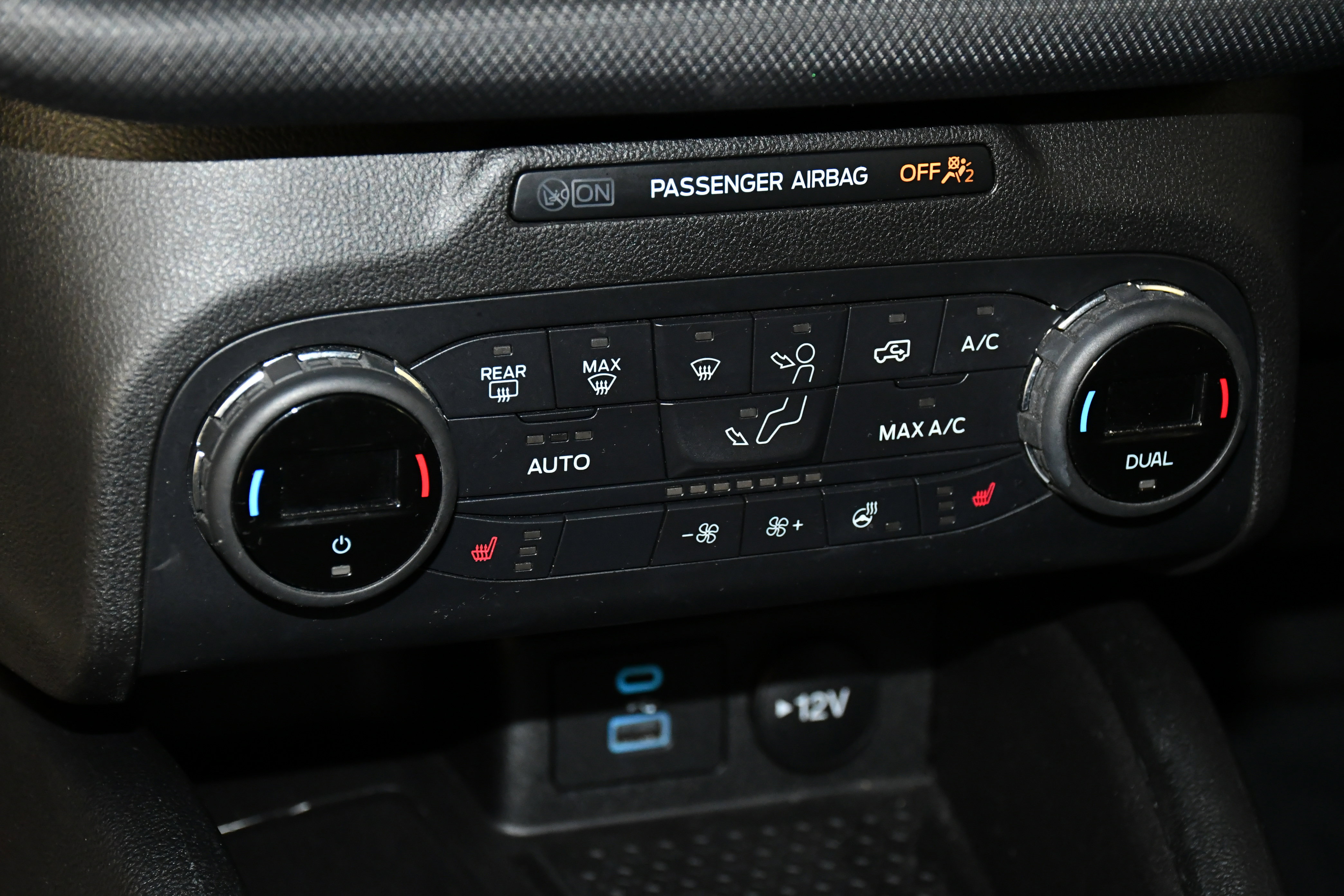 Used 2021 Ford Bronco Sport Outer Banks w/ Outer Banks Package (96D) image 30