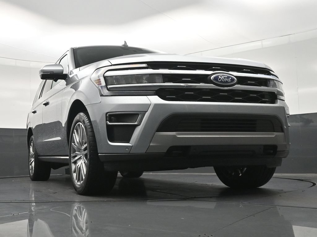 Used 2023 Ford Expedition Limited AWD/4WD image 29
