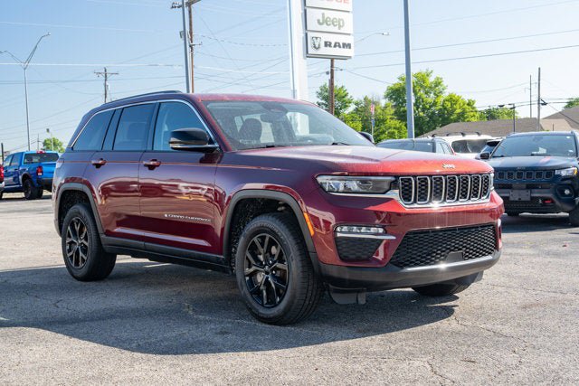 Certified 2023 Jeep Grand Cherokee Limited RWD image 7
