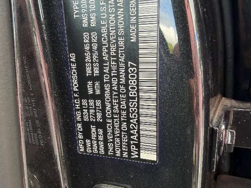 Used 2025 Porsche Macan Turbo AWD/4WD image 36