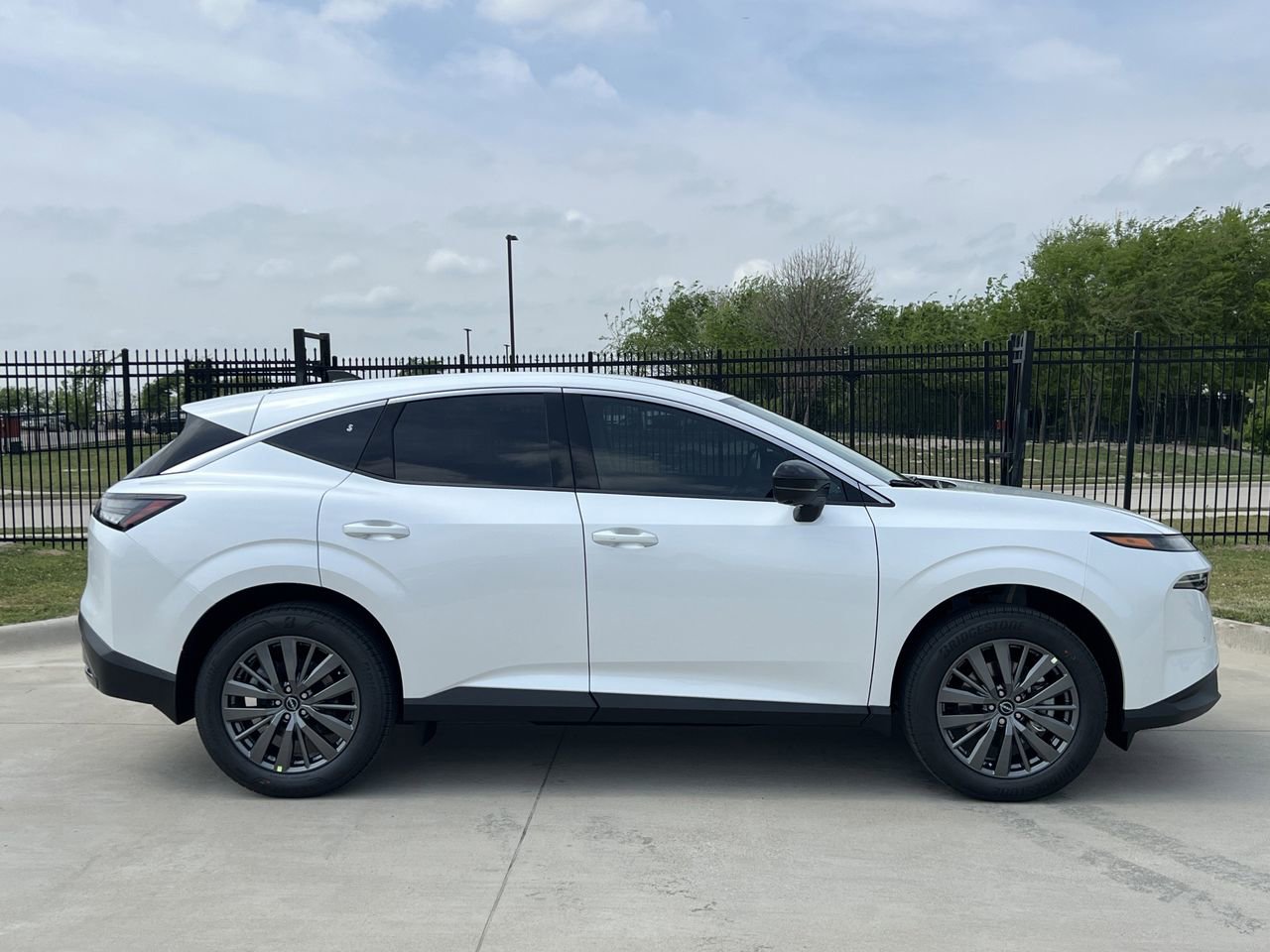 New 2026 Nissan Murano SL image 3