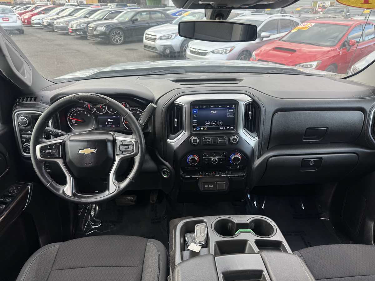 Used 2021 Chevrolet Silverado 1500 LT w/ Z71 Off-Road Package AWD/4WD image 12
