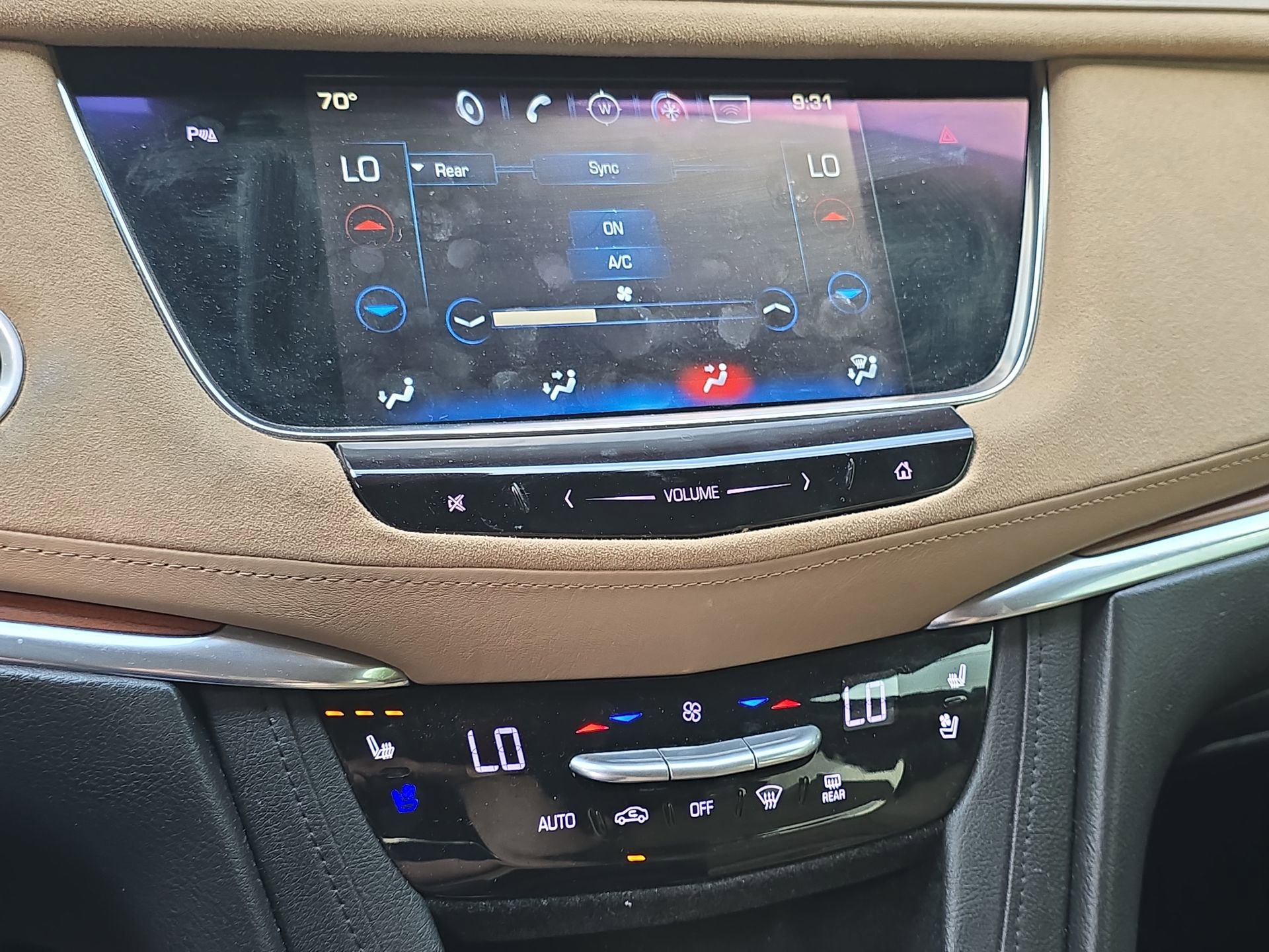 Used 2017 Cadillac XT5 Platinum image 19