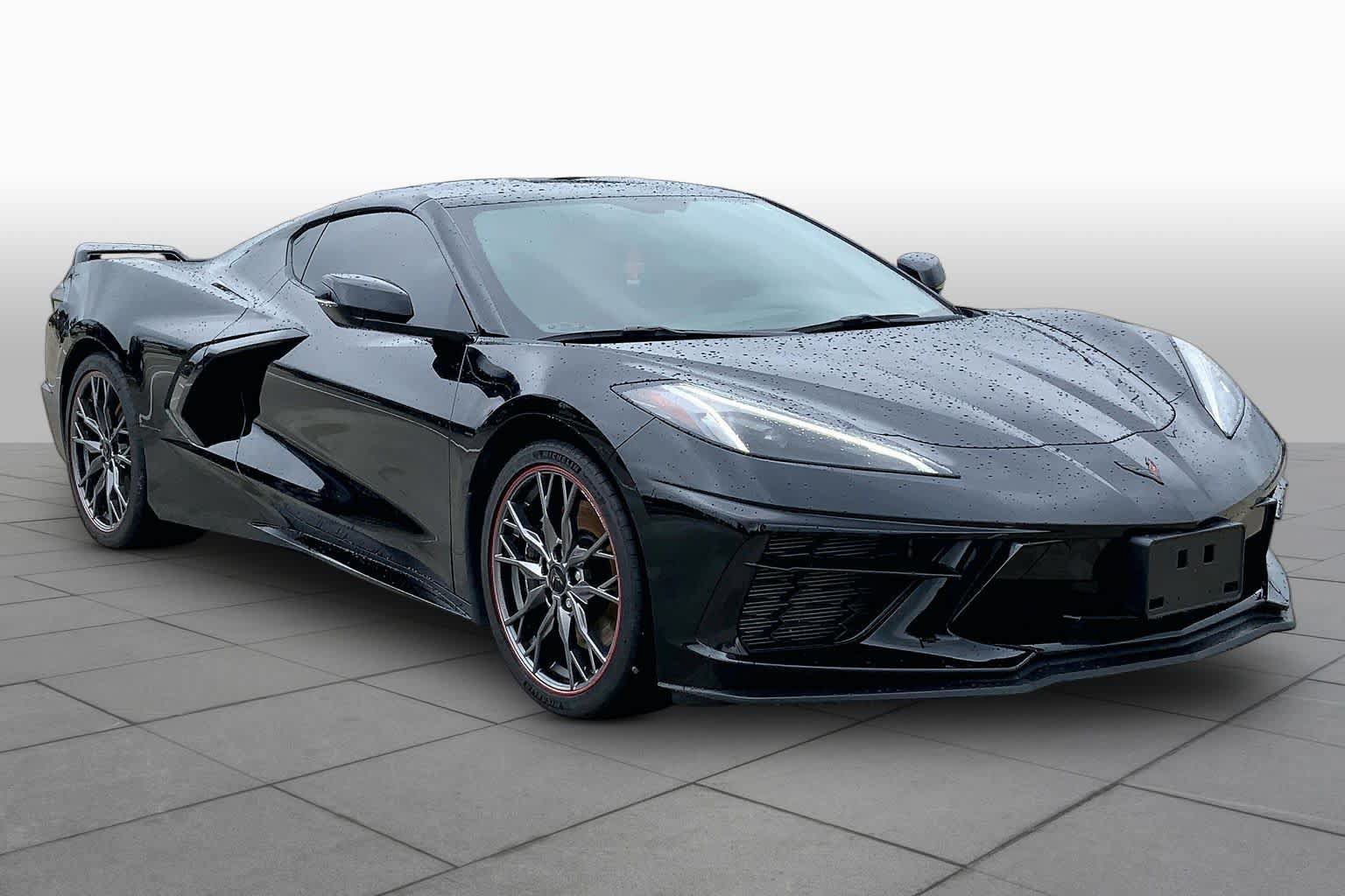 Used 2023 Chevrolet Corvette Stingray Coupe w/ Z51 Performance Package RWD image 3