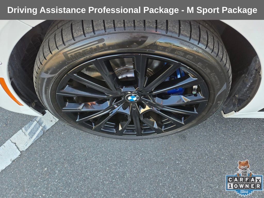 Used 2022 BMW 750i xDrive w/ Executive Package image 17