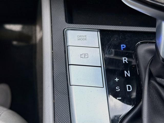 Used 2021 Hyundai Elantra SE FWD image 28