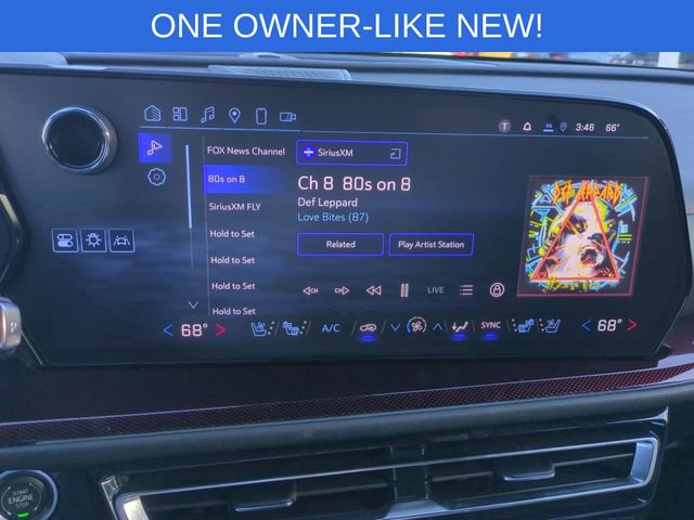 Used 2025 Chevrolet Traverse RS image 15