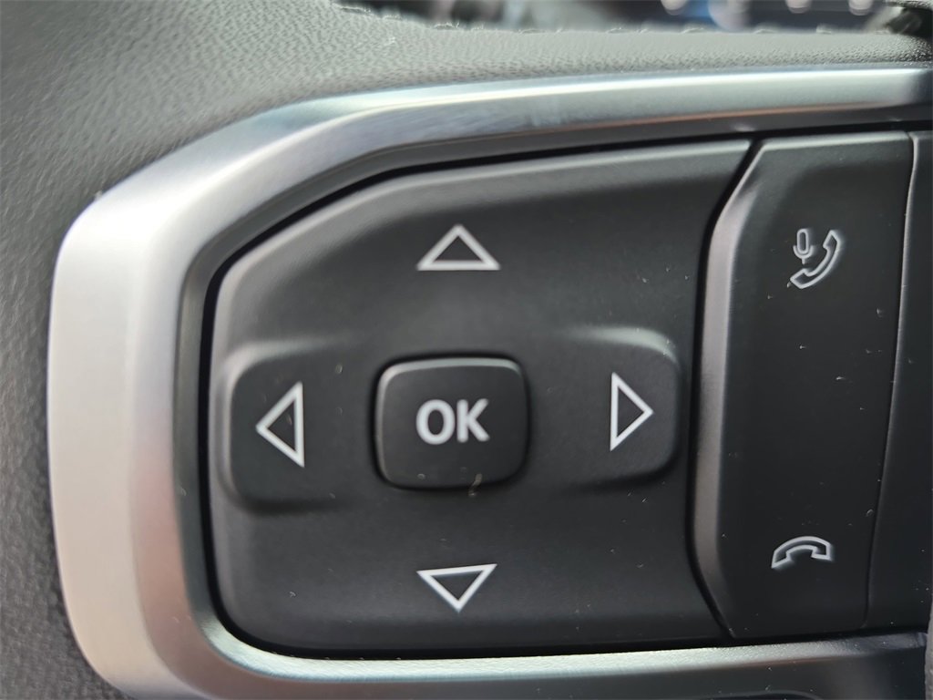 New 2026 RAM 1500 4x4 Crew Cab image 17