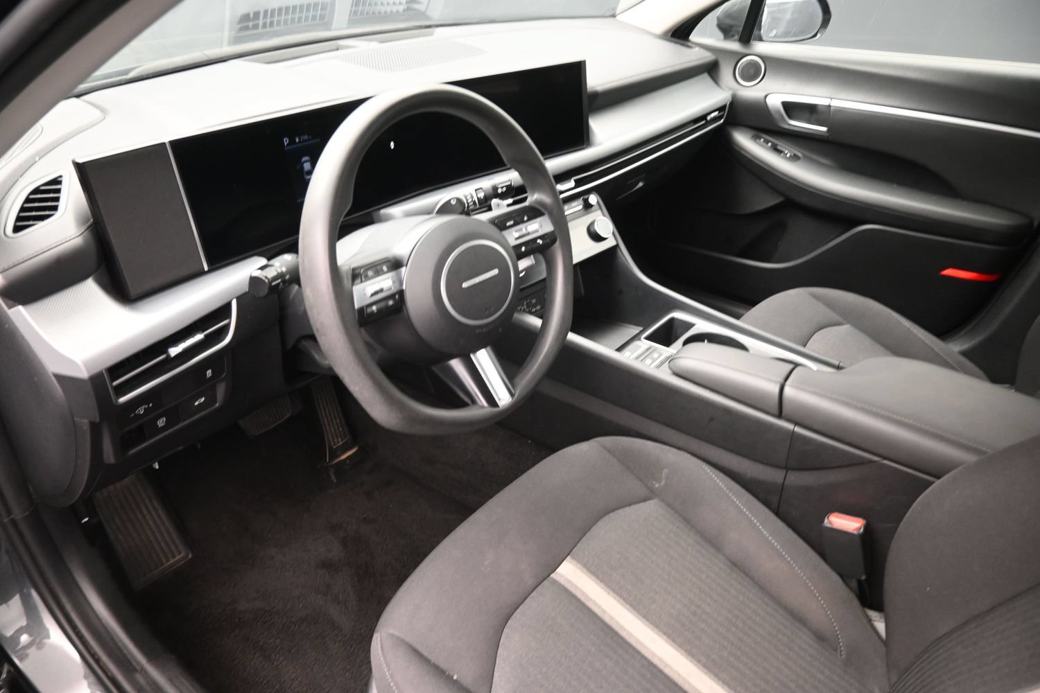 Used 2025 Hyundai Sonata SEL FWD image 18
