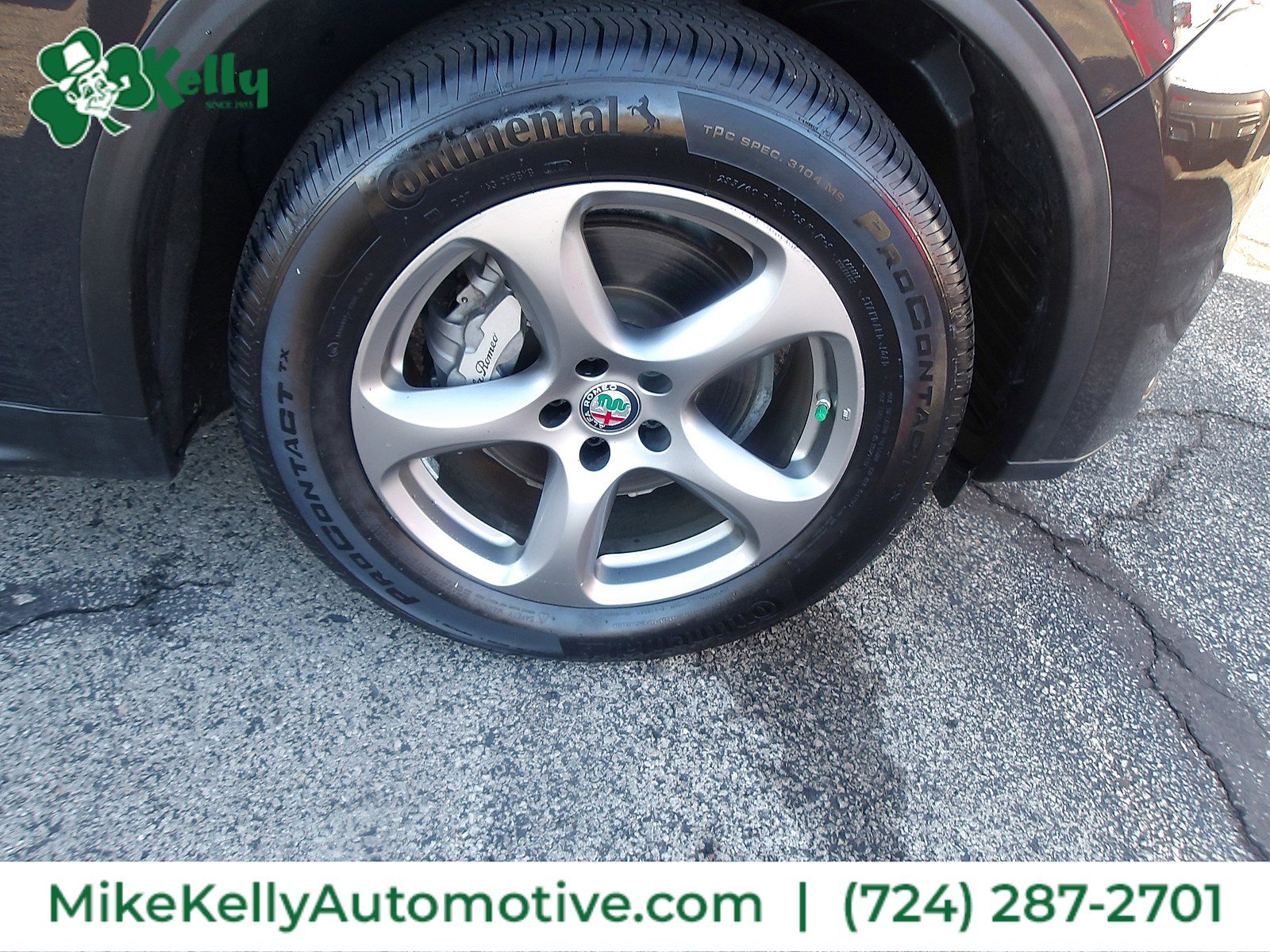 Used 2018 Alfa Romeo Stelvio AWD image 22