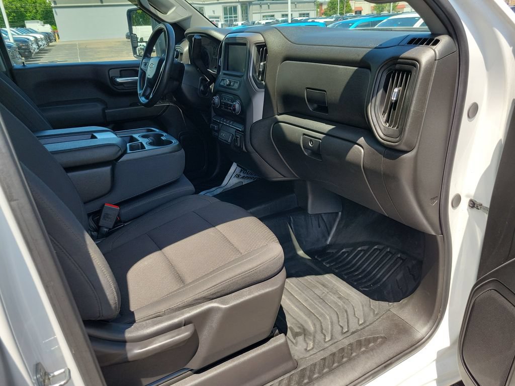 Used 2024 Chevrolet Silverado 3500 W/T AWD/4WD image 21