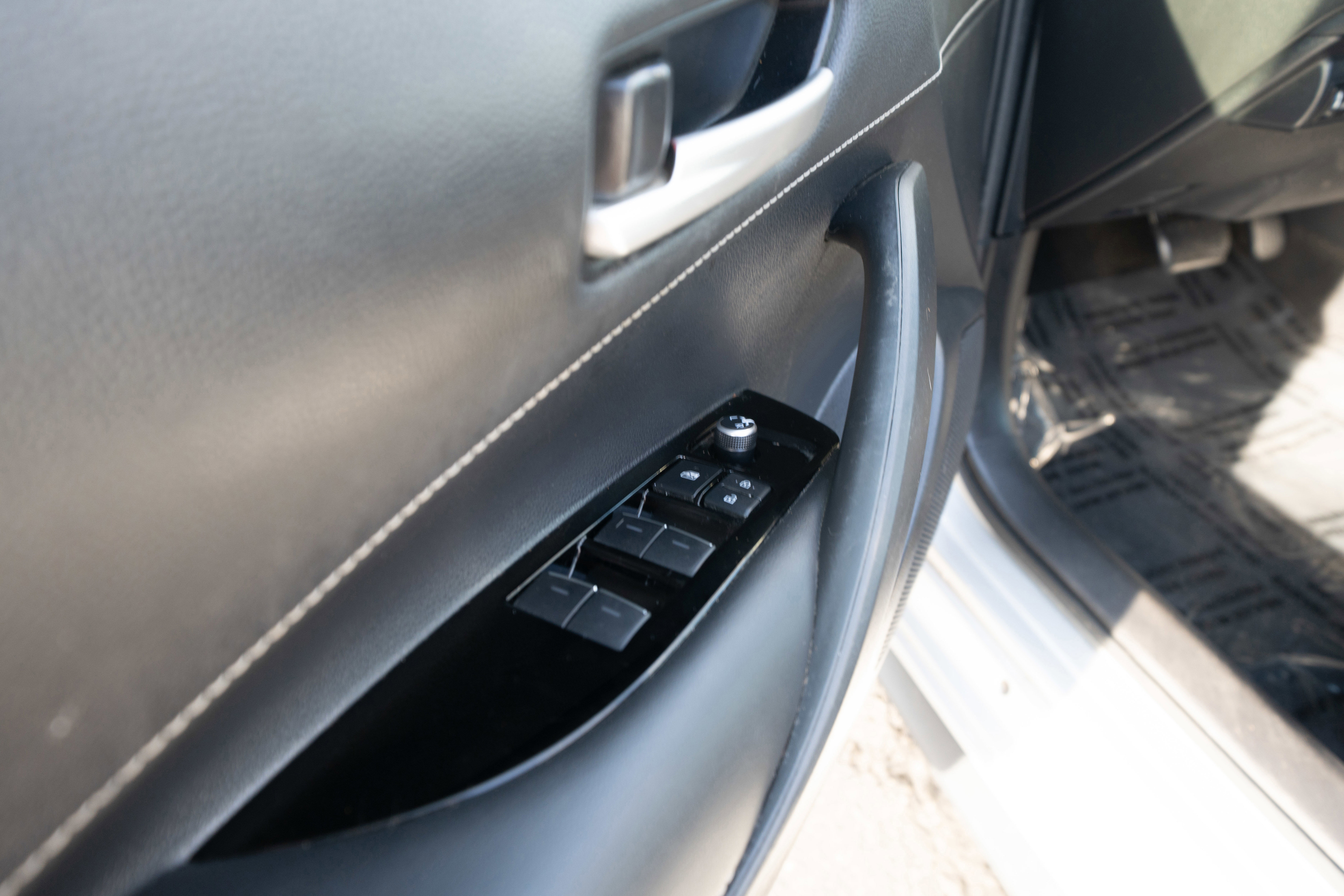 Used 2021 Toyota Corolla SE image 7