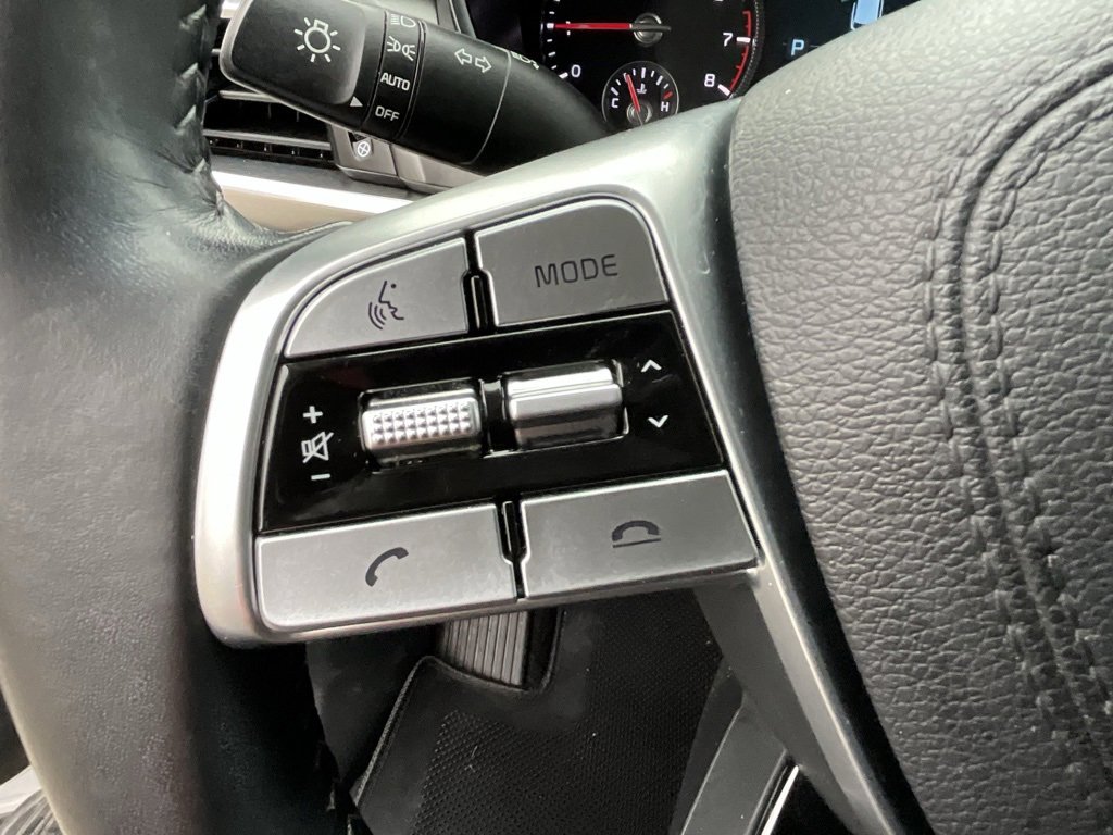 Used 2022 Kia Telluride LX image 17