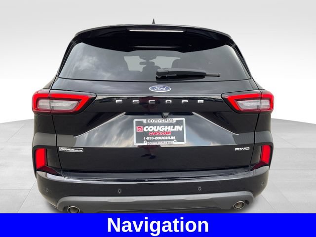 Used 2024 Ford Escape ST-Line w/ Tech Pack #1 AWD/4WD image 4