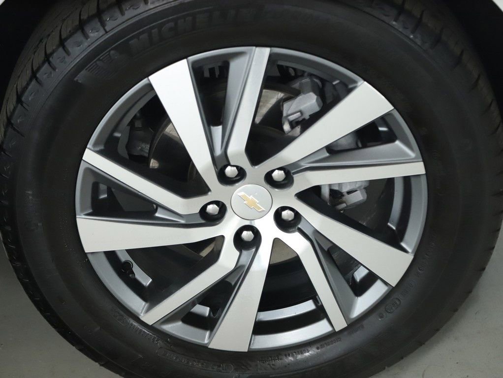 Used 2023 Chevrolet Equinox Premier image 10