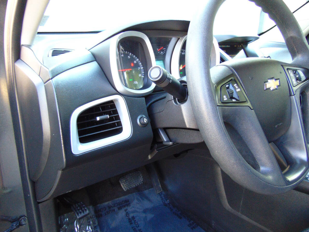 Used 2017 Chevrolet Equinox LS AWD/4WD image 19